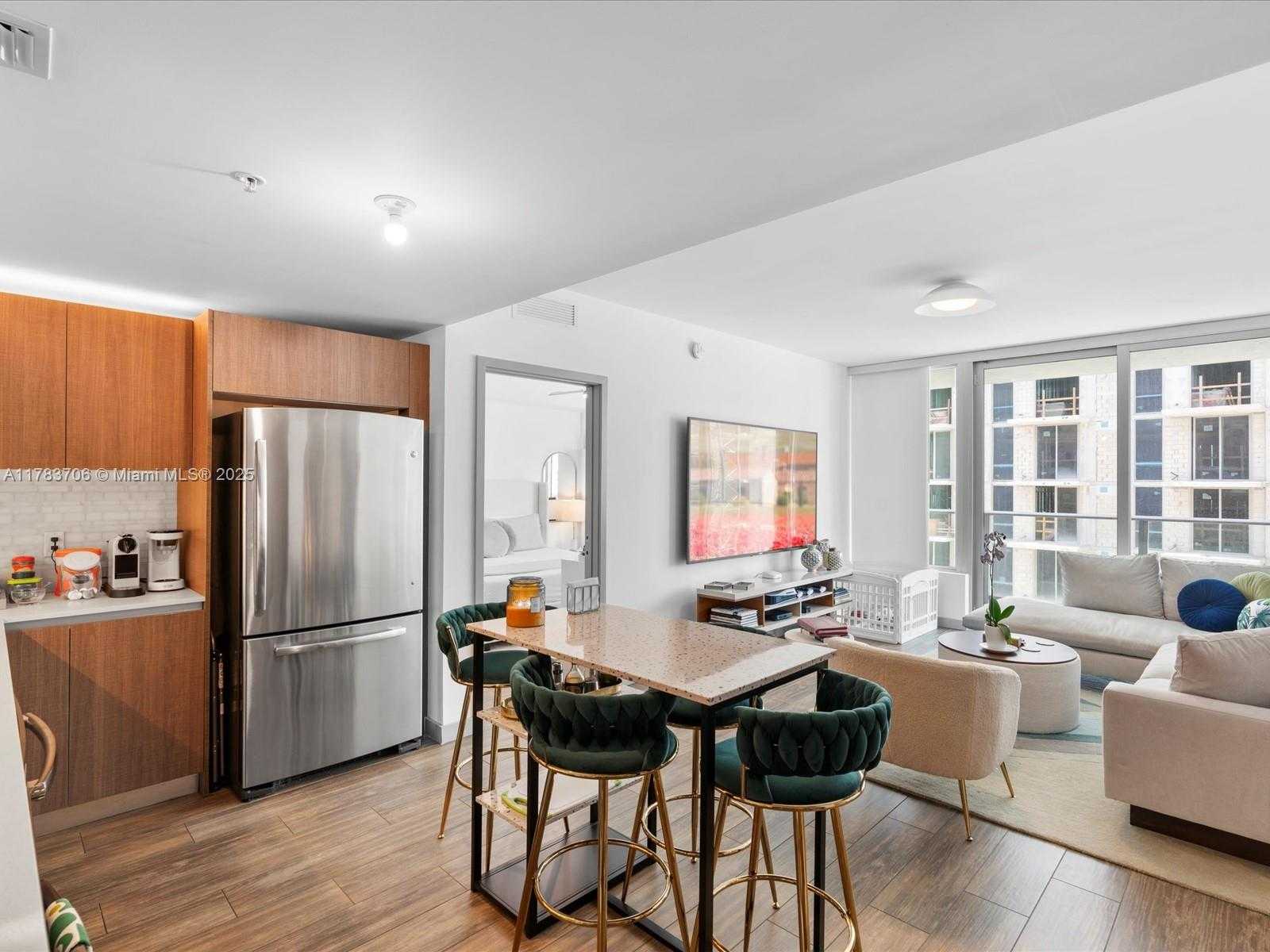 Small Image of 1600 SOUTH WEST 1ST AVE #714, Miami Number 2