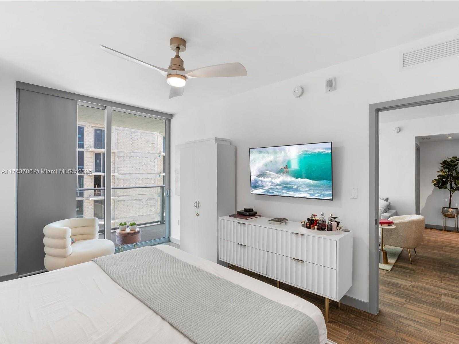 Small Image of 1600 SOUTH WEST 1ST AVE #714, Miami Number 20