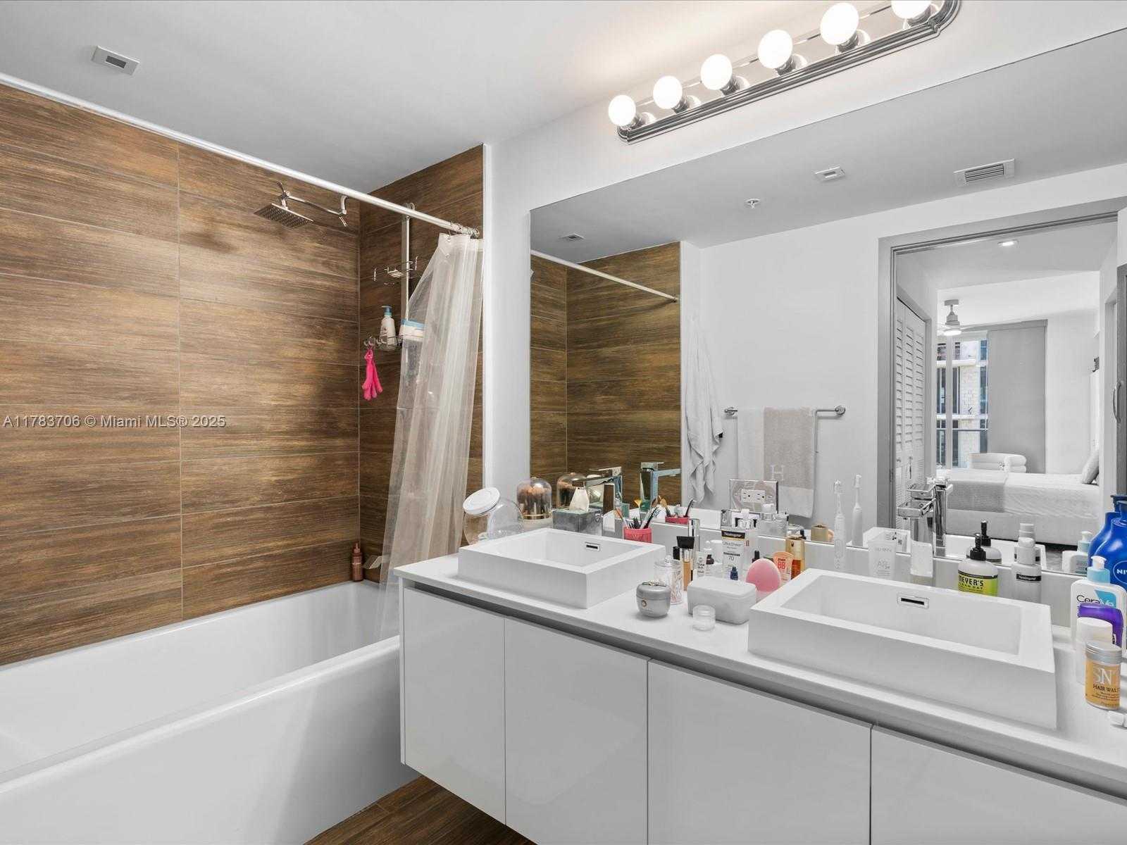 Small Image of 1600 SOUTH WEST 1ST AVE #714, Miami Number 23