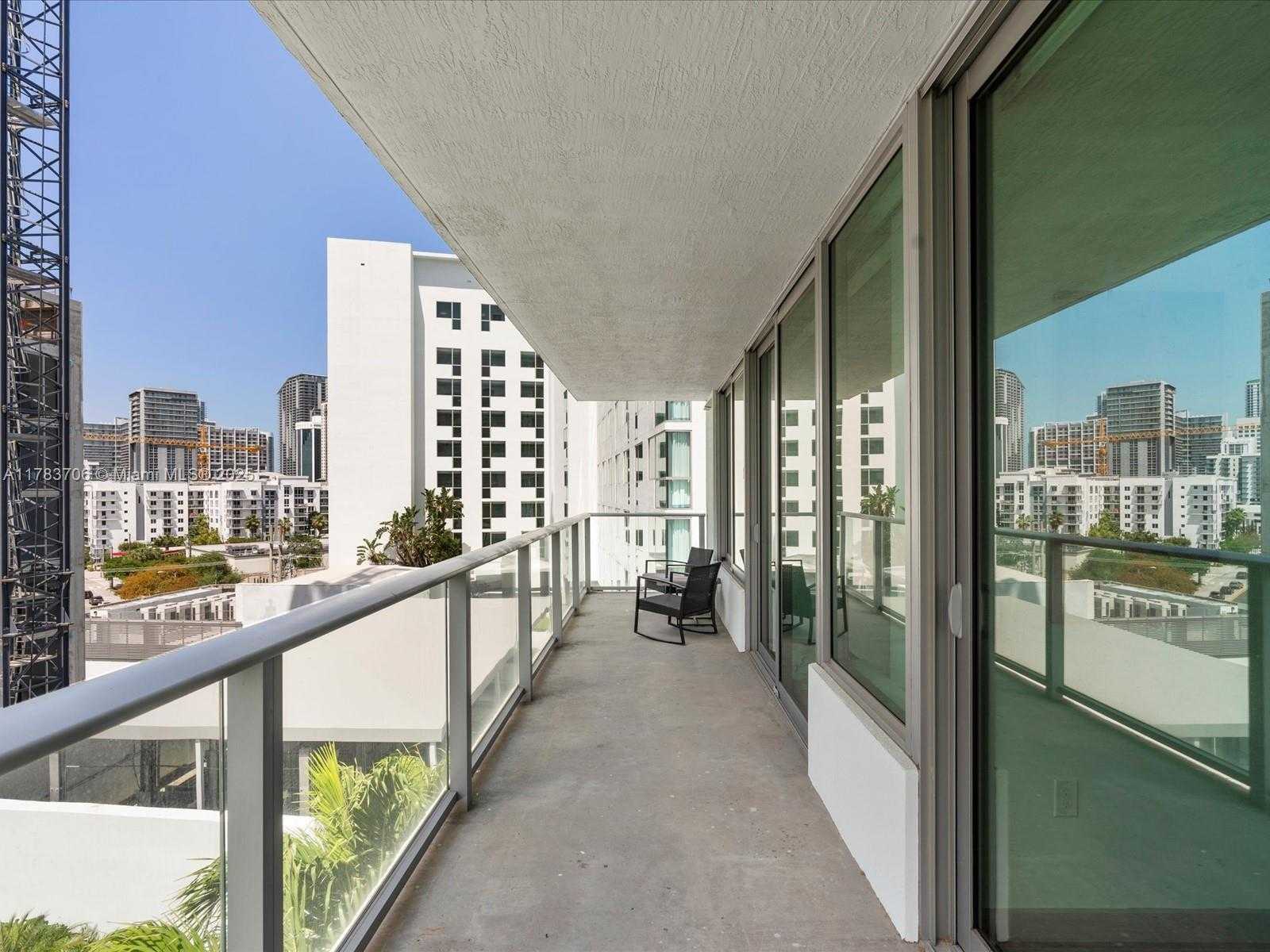 Small Image of 1600 SOUTH WEST 1ST AVE #714, Miami Number 29