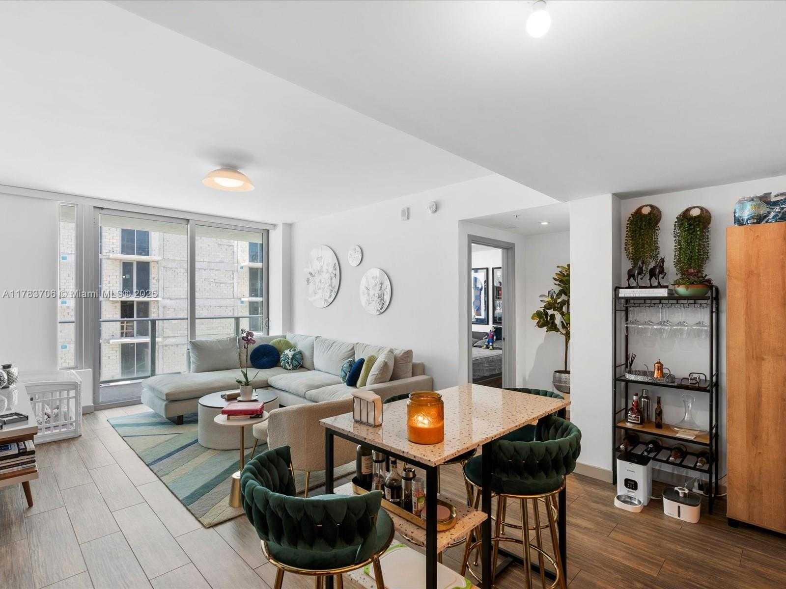 Small Image of 1600 SOUTH WEST 1ST AVE #714, Miami Number 4