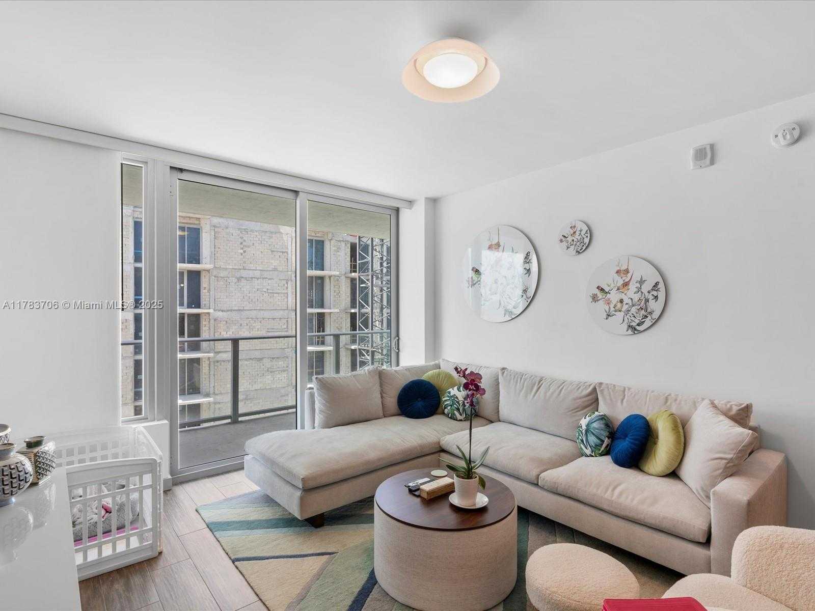 Small Image of 1600 SOUTH WEST 1ST AVE #714, Miami Number 6