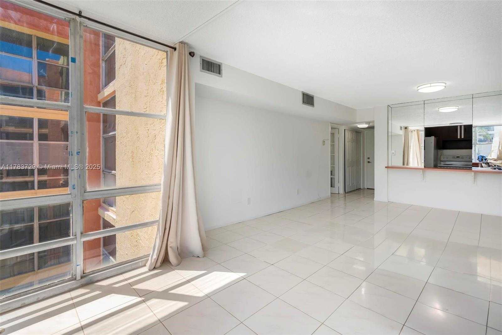 Small Image of 210 172ND ST #438, Sunny Isles Beach Number 11