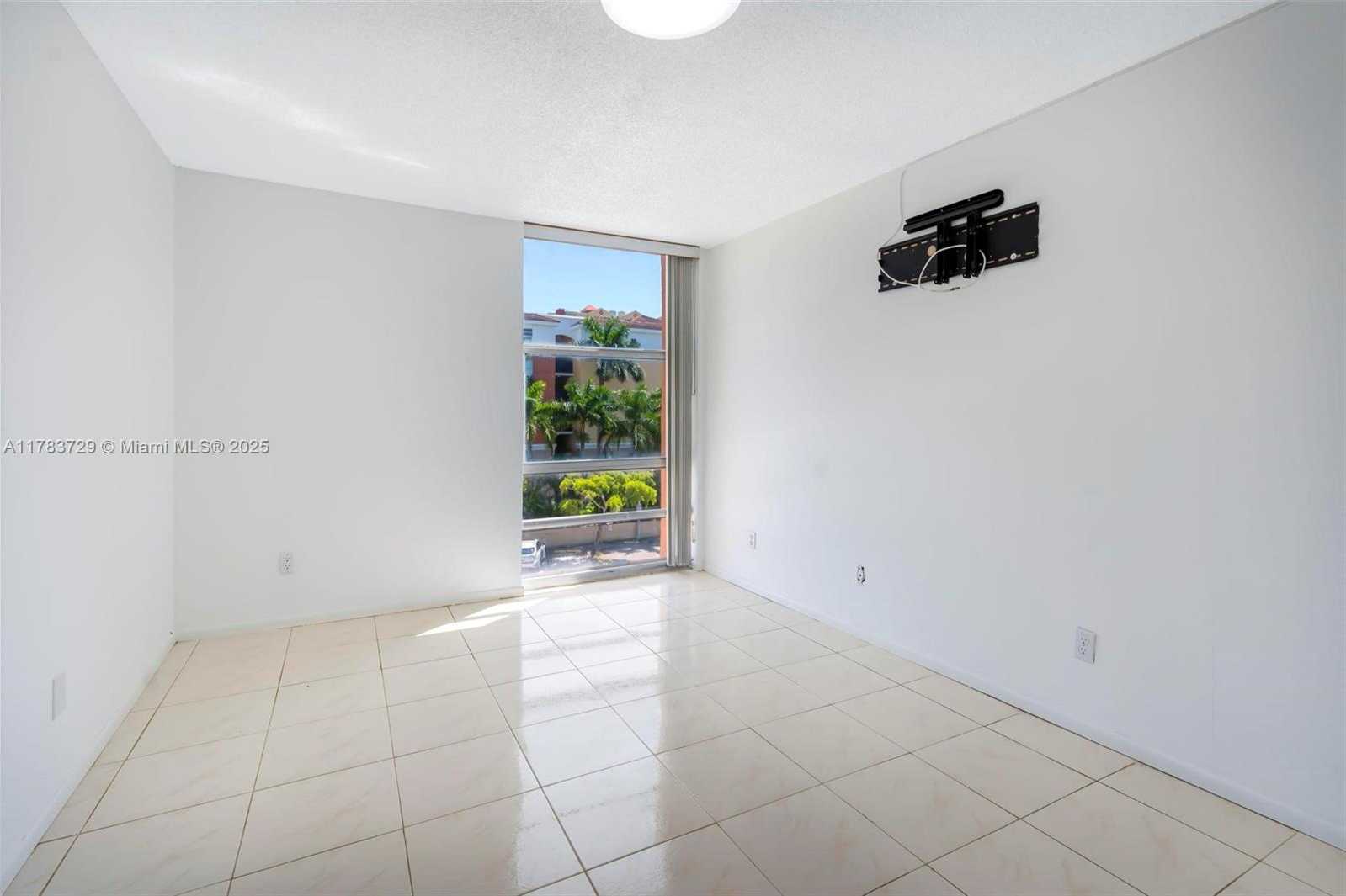 Small Image of 210 172ND ST #438, Sunny Isles Beach Number 16