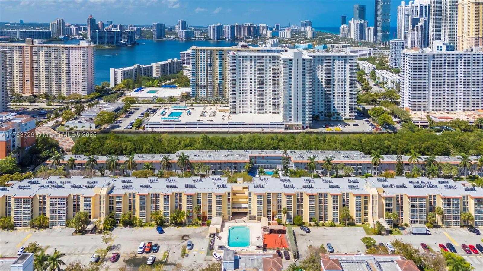 Small Image of 210 172ND ST #438, Sunny Isles Beach Number 24