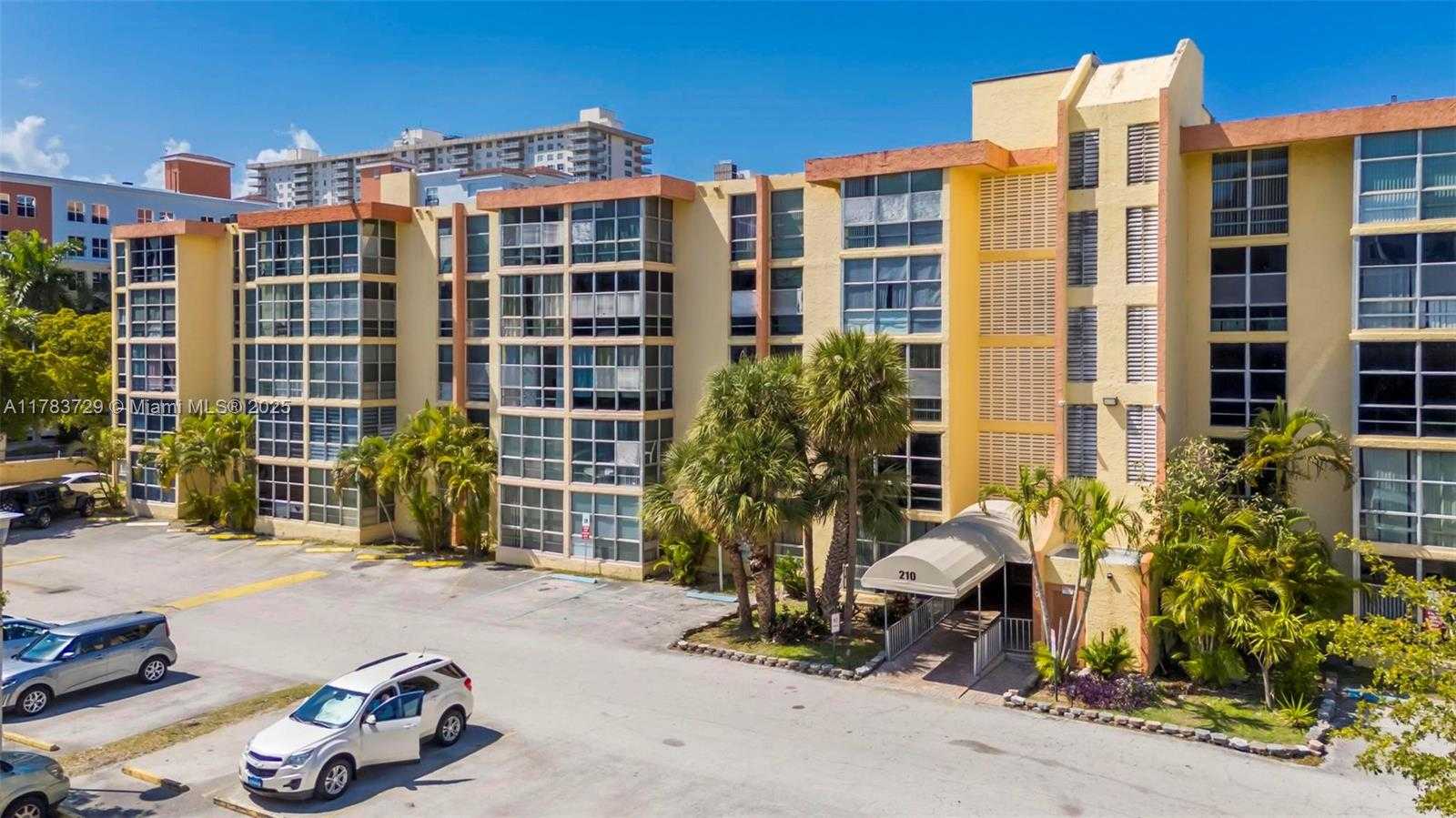 Small Image of 210 172ND ST #438, Sunny Isles Beach Number 34