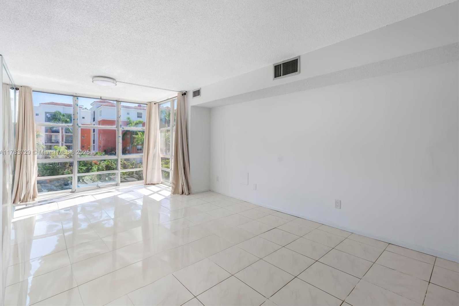 Small Image of 210 172ND ST #438, Sunny Isles Beach Number 7