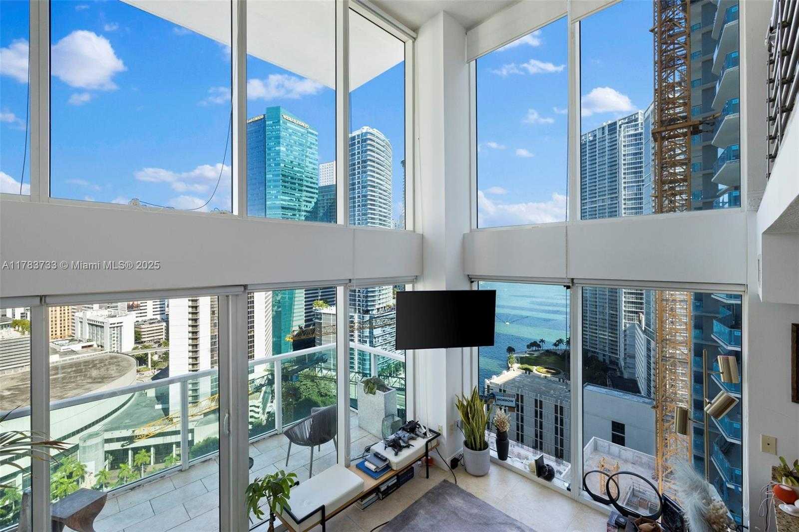 Small Image of 41 SOUTH EAST 5TH ST #1601, Miami Number 20