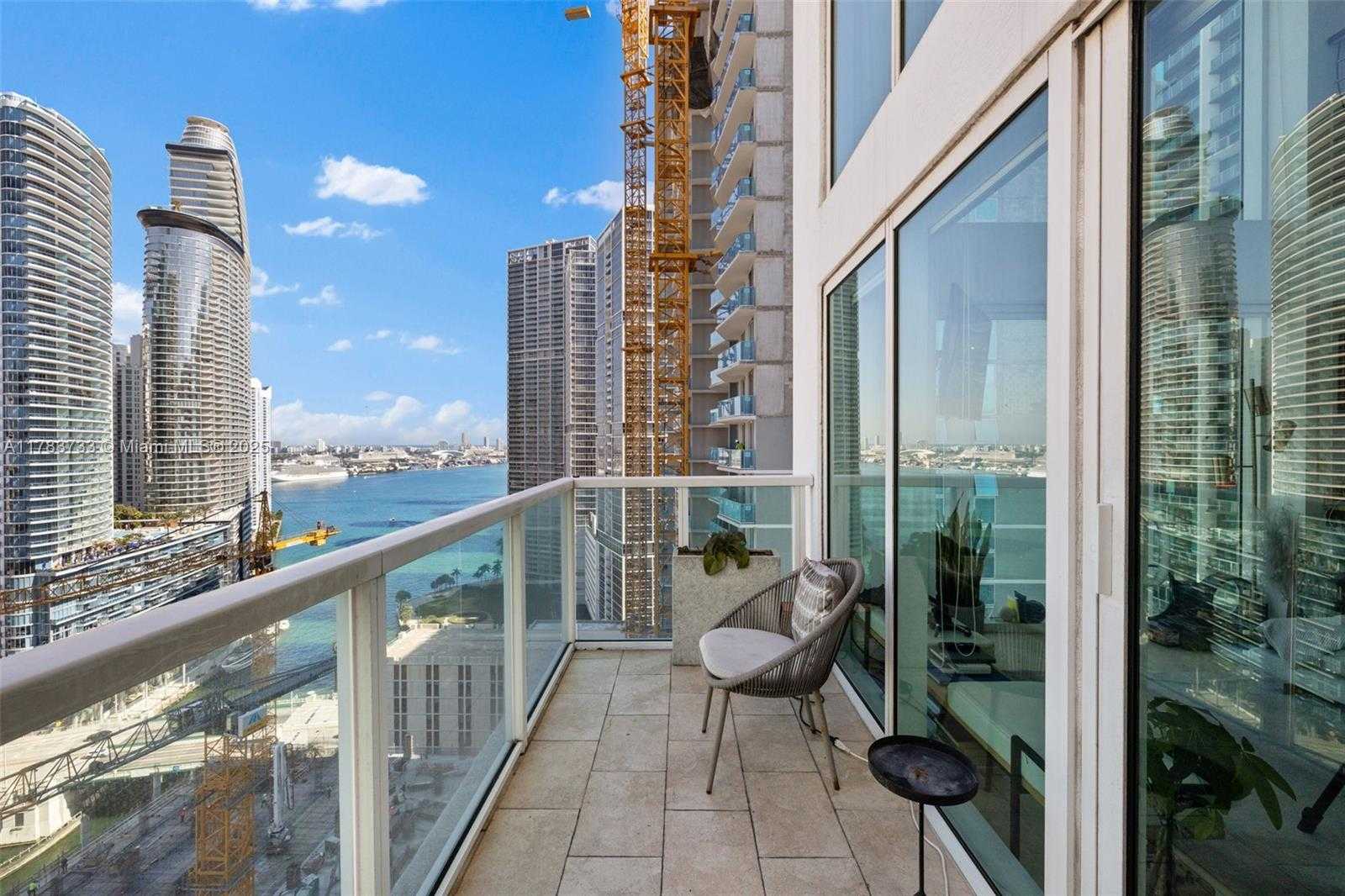 Small Image of 41 SOUTH EAST 5TH ST #1601, Miami Number 25