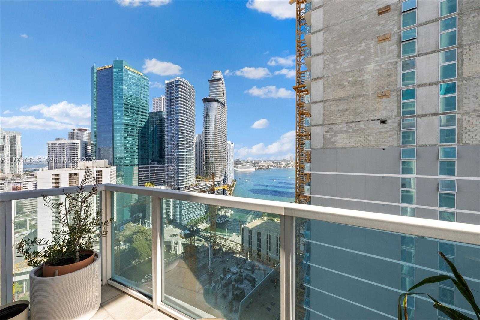 Small Image of 41 SOUTH EAST 5TH ST #1601, Miami Number 28