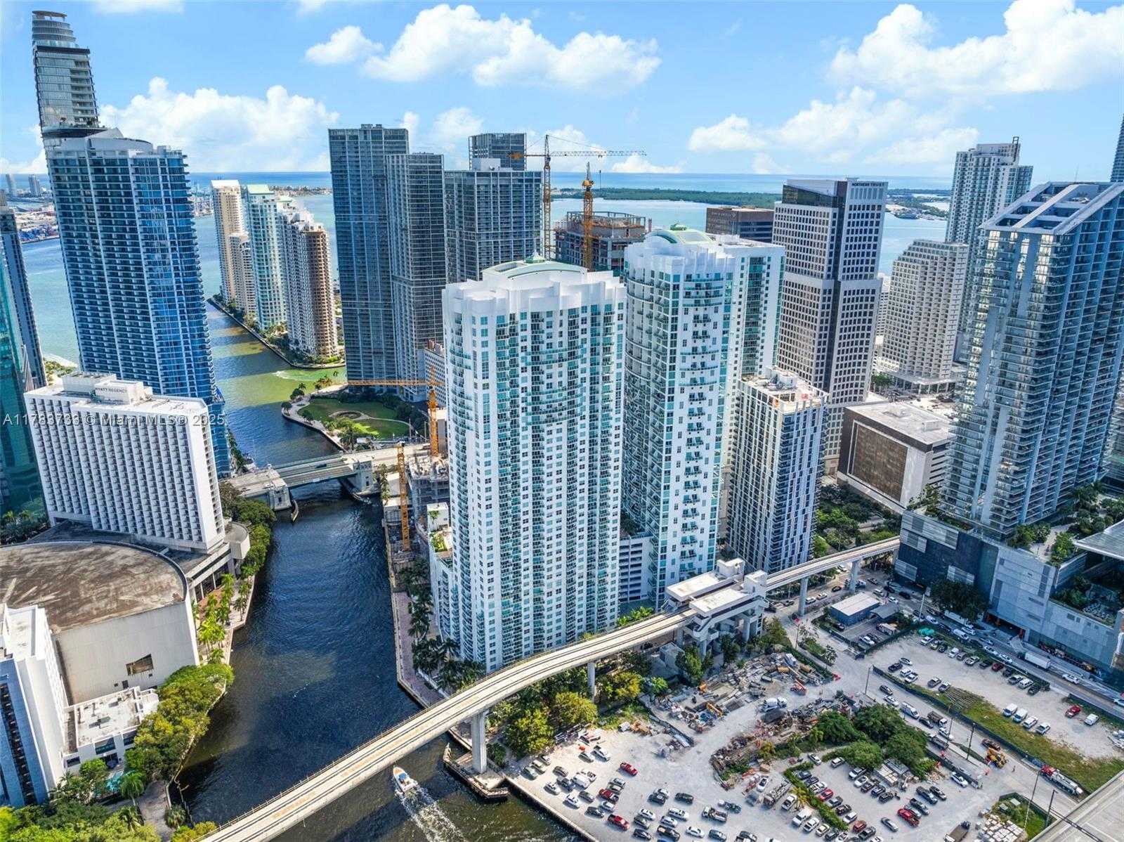Small Image of 41 SOUTH EAST 5TH ST #1601, Miami Number 36