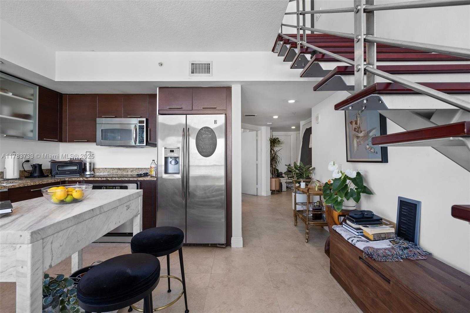 Small Image of 41 SOUTH EAST 5TH ST #1601, Miami Number 9