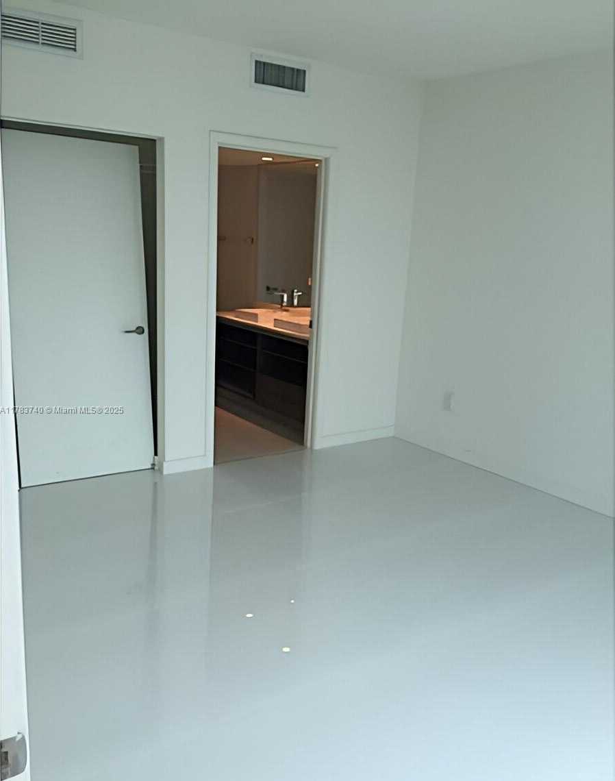 Small Image of 1100 SOUTH MIAMI AV #2803, Miami Number 2