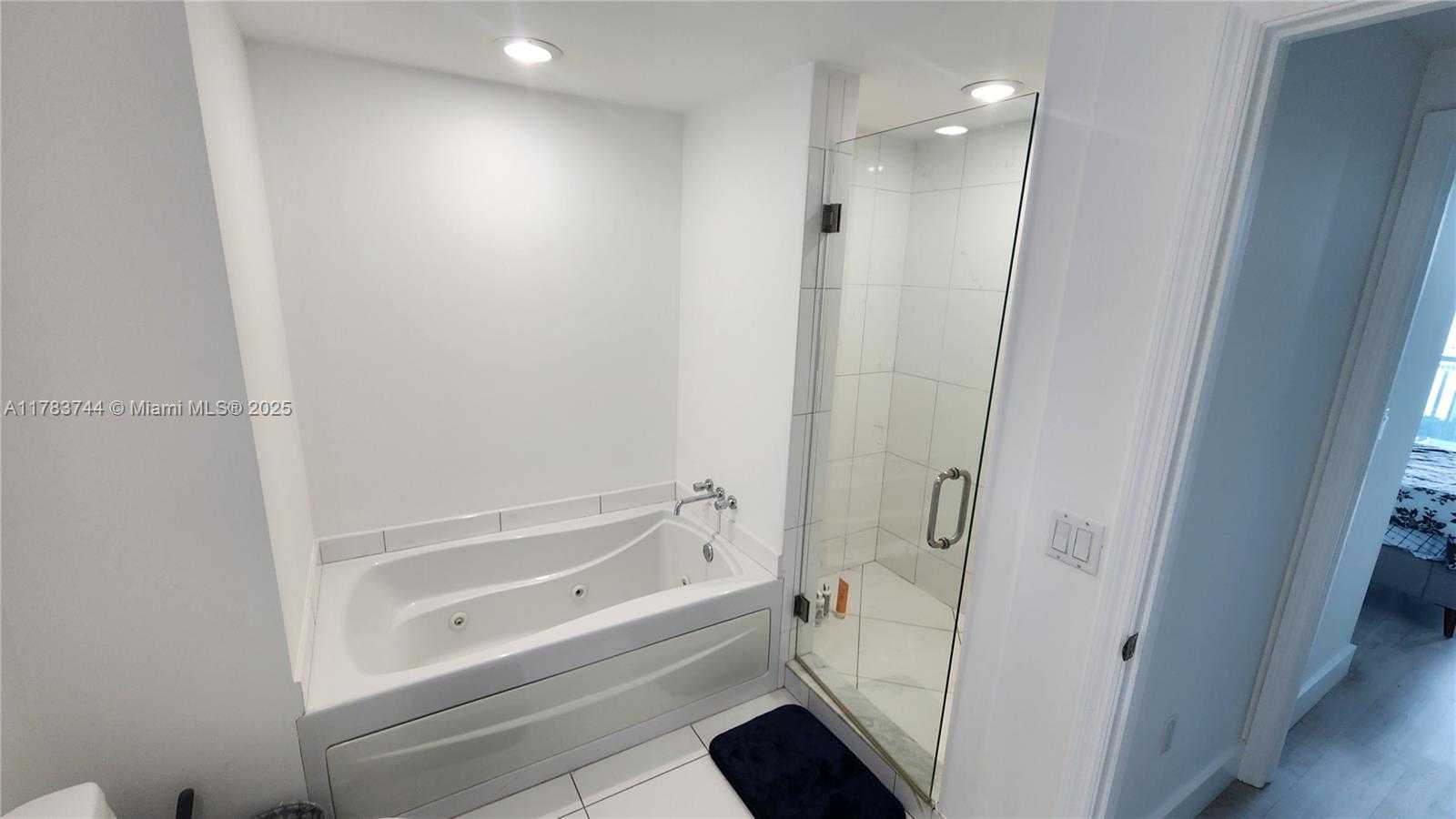 Small Image of 55 SOUTH EAST 6TH ST #2504, Miami Number 10