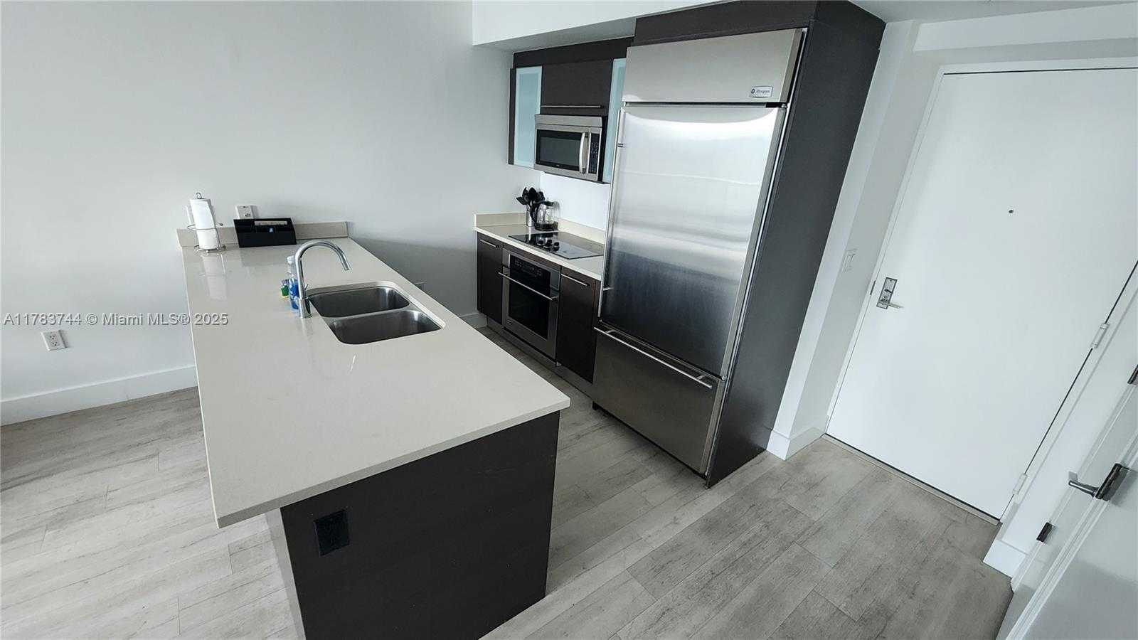 Small Image of 55 SOUTH EAST 6TH ST #2504, Miami Number 4