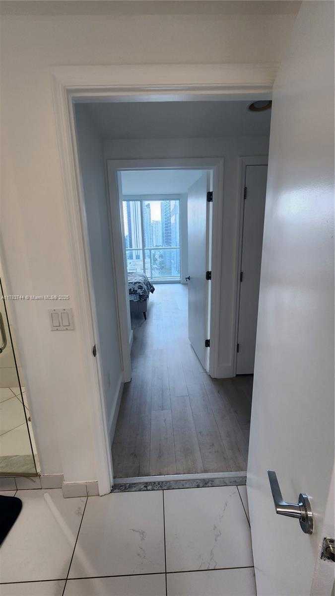 Small Image of 55 SOUTH EAST 6TH ST #2504, Miami Number 9