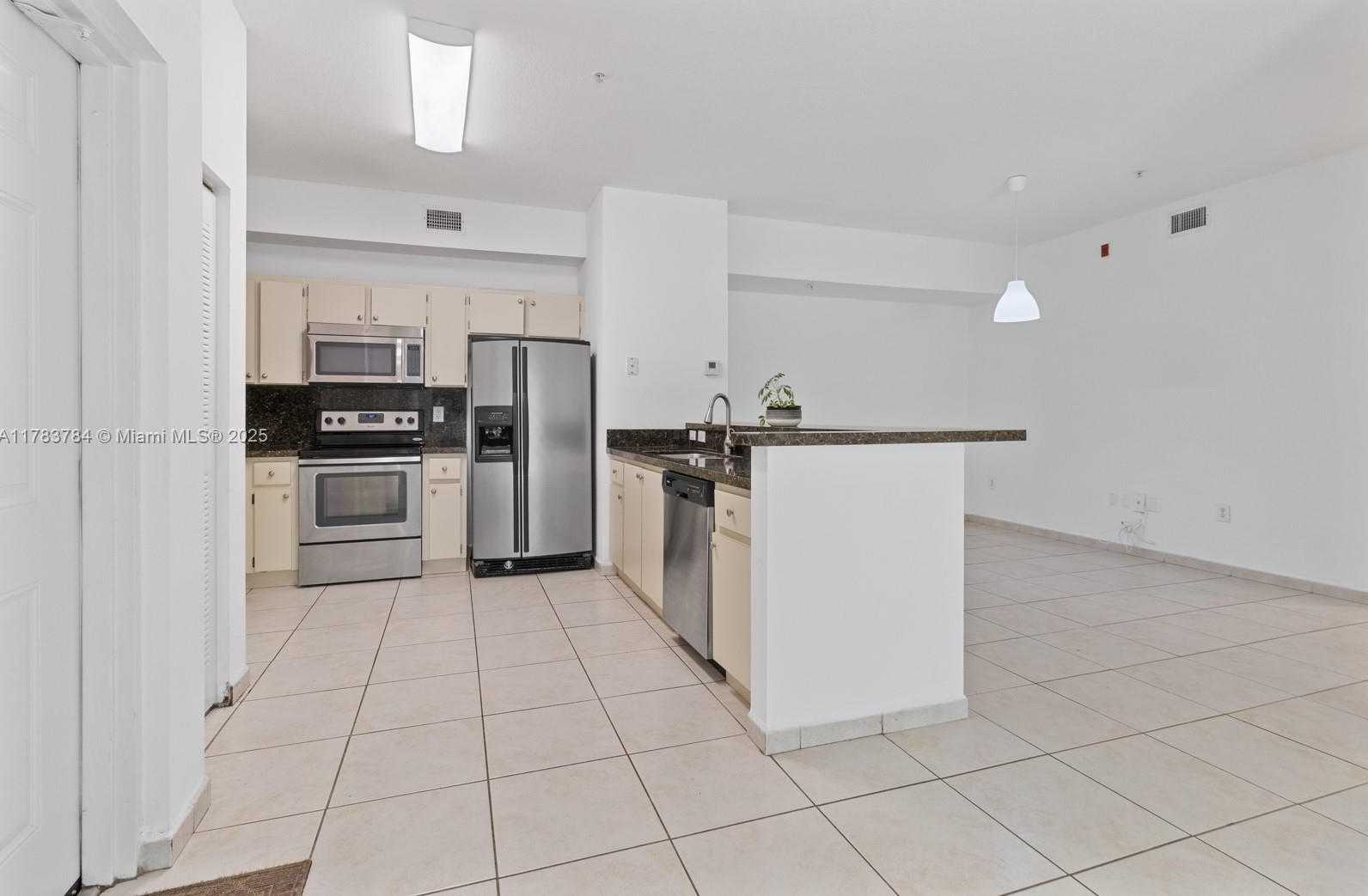Small Image of 7360 NORTH WEST 114TH AVE #207, Doral Number 6