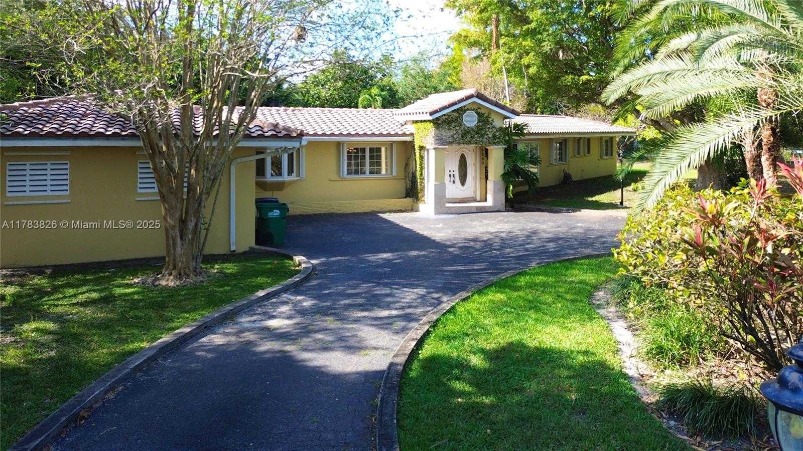 Small Image of 6282 SOUTH WEST 133RD ST #., Pinecrest Number 3