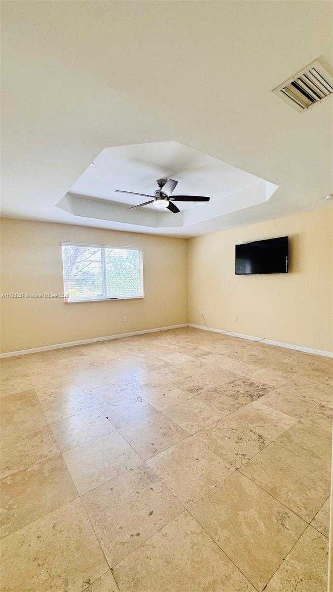 Small Image of 5776 SOUTH WEST 166TH CT, Miami Number 18
