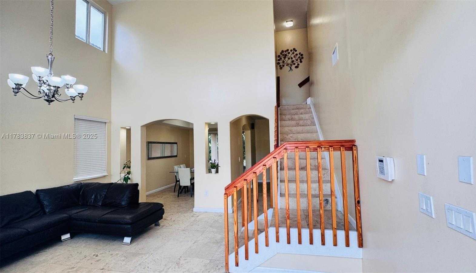Small Image of 5776 SOUTH WEST 166TH CT, Miami Number 2
