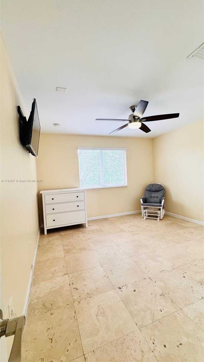 Small Image of 5776 SOUTH WEST 166TH CT, Miami Number 23