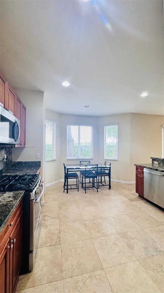 Small Image of 5776 SOUTH WEST 166TH CT, Miami Number 8