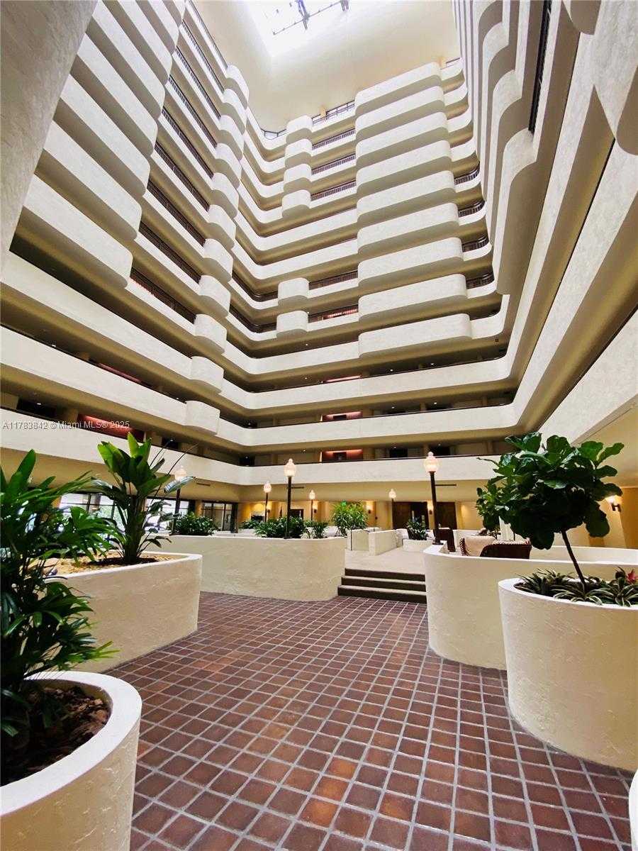 Small Image of 600 BILTMORE WAY #1108, Coral Gables Number 13