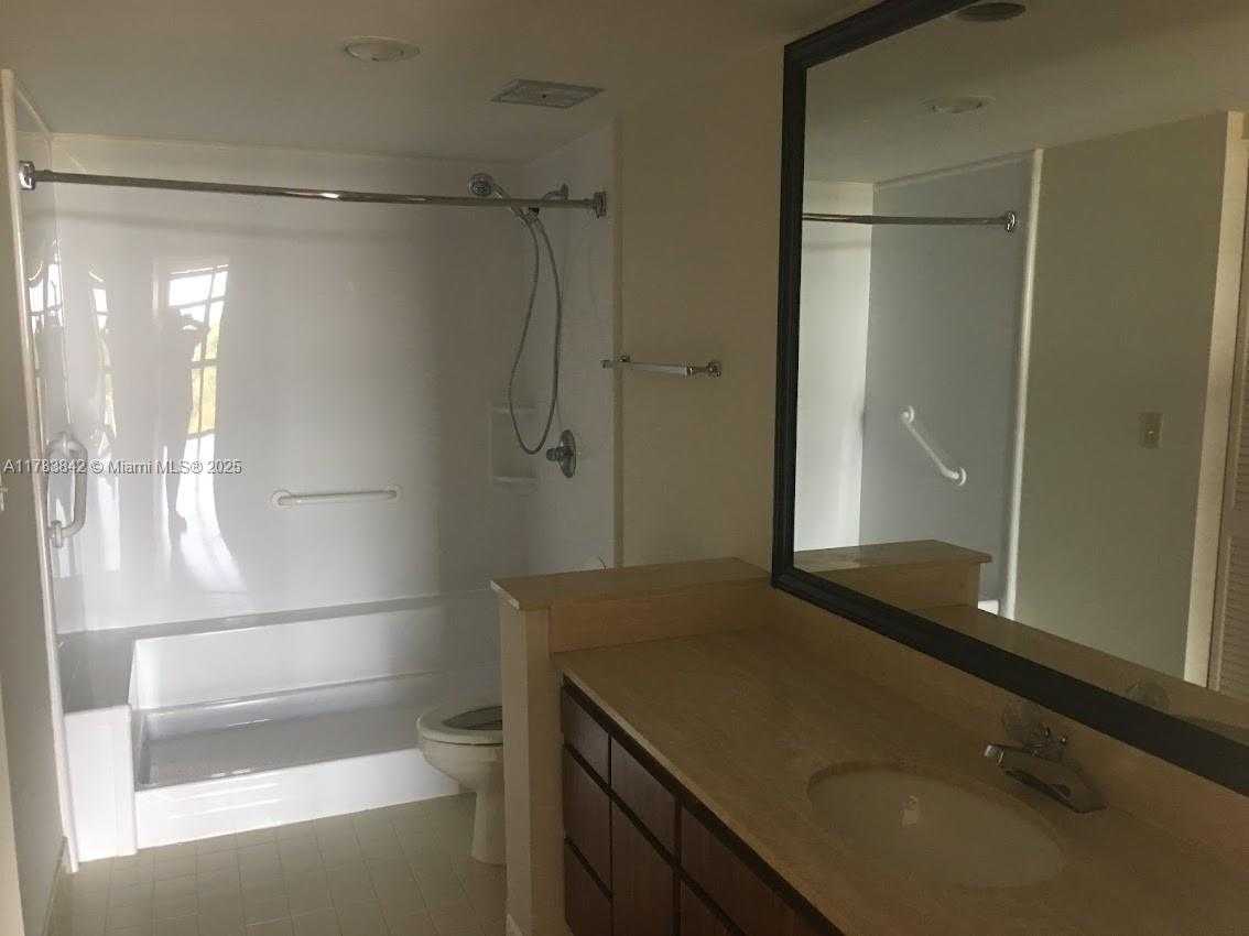 Small Image of 600 BILTMORE WAY #1108, Coral Gables Number 9