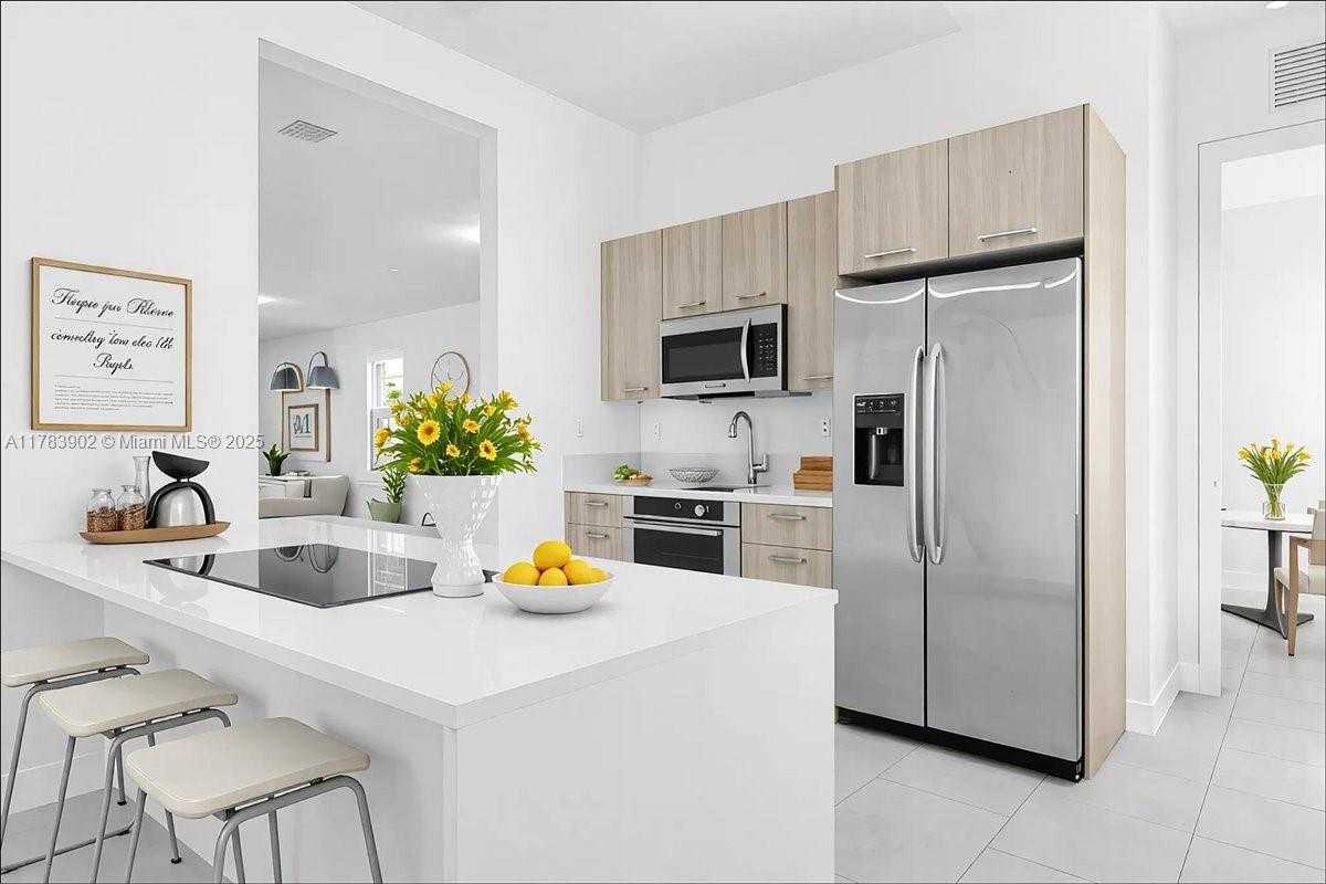 Small Image of 12237 SOUTH WEST 43RD CT, Davie Number 10