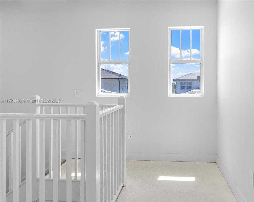 Small Image of 12237 SOUTH WEST 43RD CT, Davie Number 42