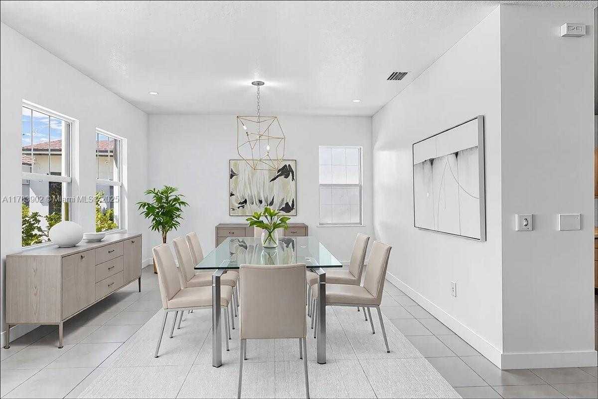 Small Image of 12237 SOUTH WEST 43RD CT, Davie Number 48