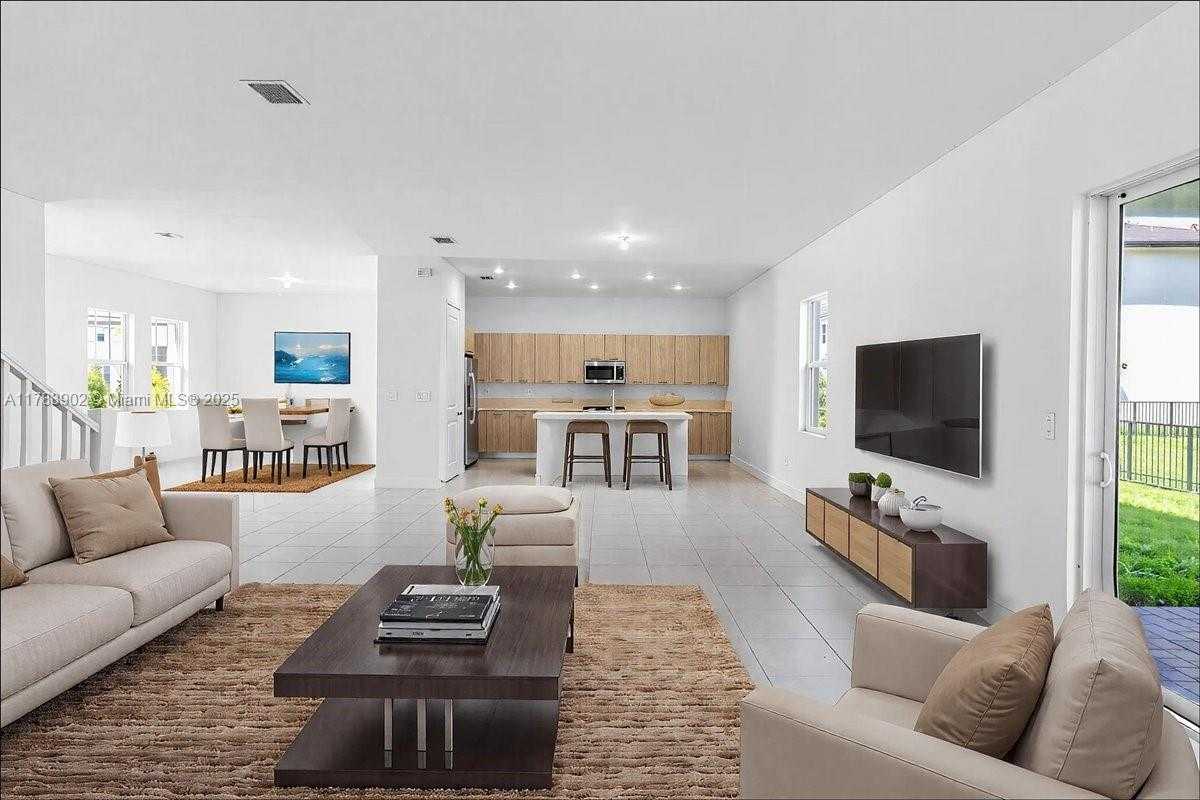 Small Image of 12237 SOUTH WEST 43RD CT, Davie Number 50