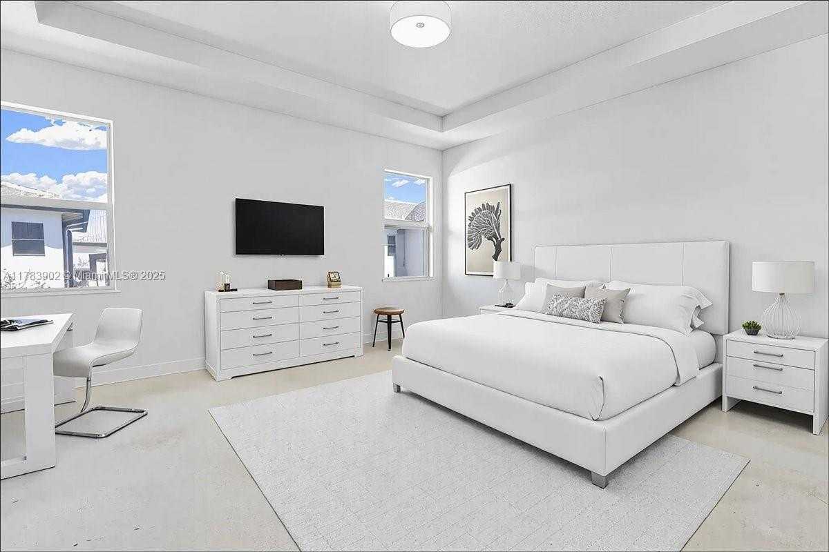 Small Image of 12237 SOUTH WEST 43RD CT, Davie Number 68