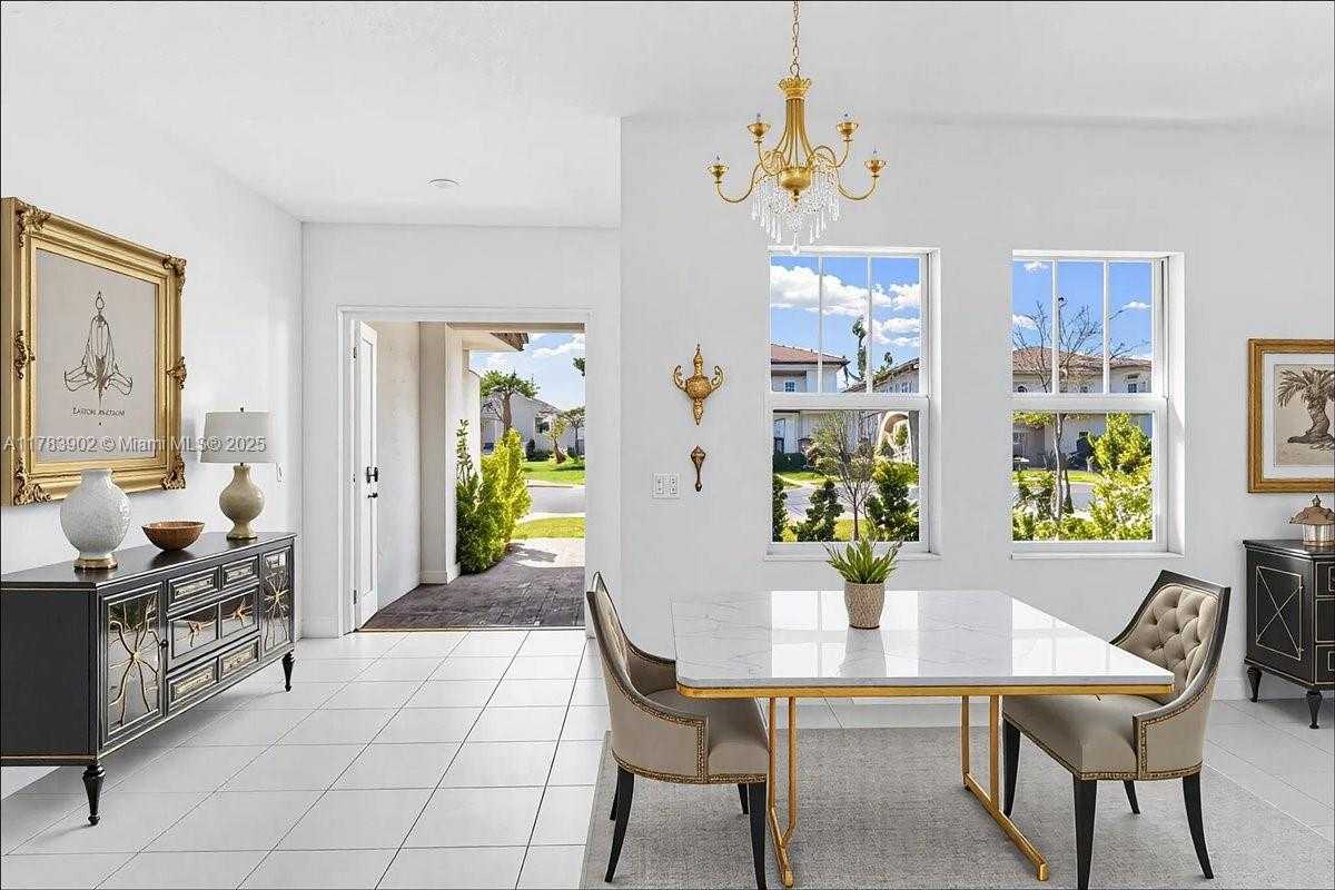 Small Image of 12237 SOUTH WEST 43RD CT, Davie Number 87