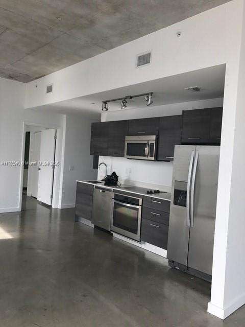 Small Image of 151 #2801, Miami Number 3
