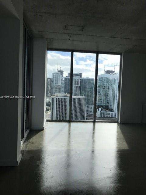 Small Image of 151 #2801, Miami Number 8