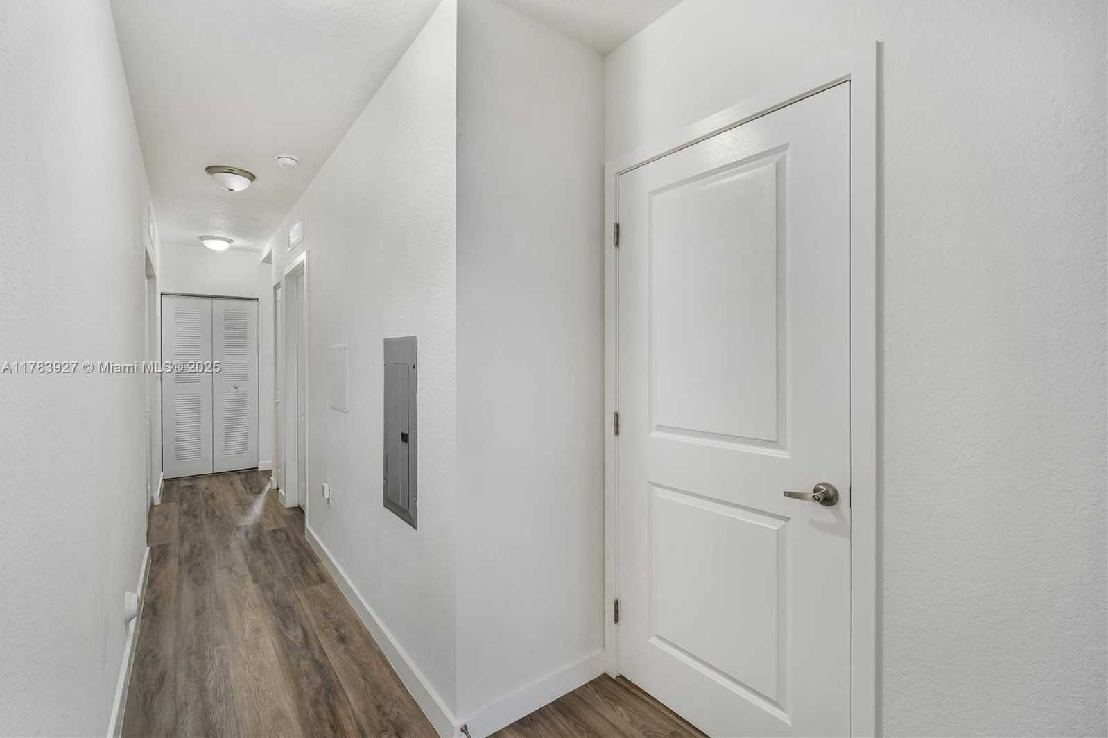 Small Image of 15500 SOUTH WEST 136TH ST #103, Miami Number 13
