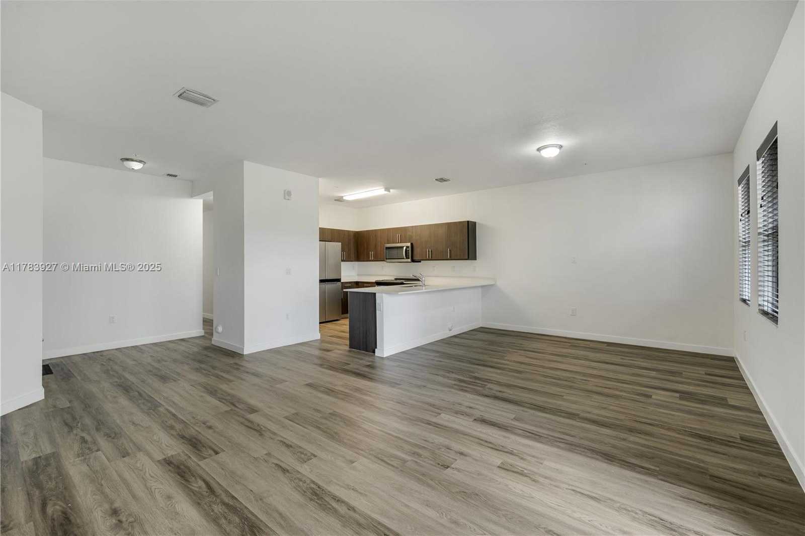 Small Image of 15500 SOUTH WEST 136TH ST #103, Miami Number 8