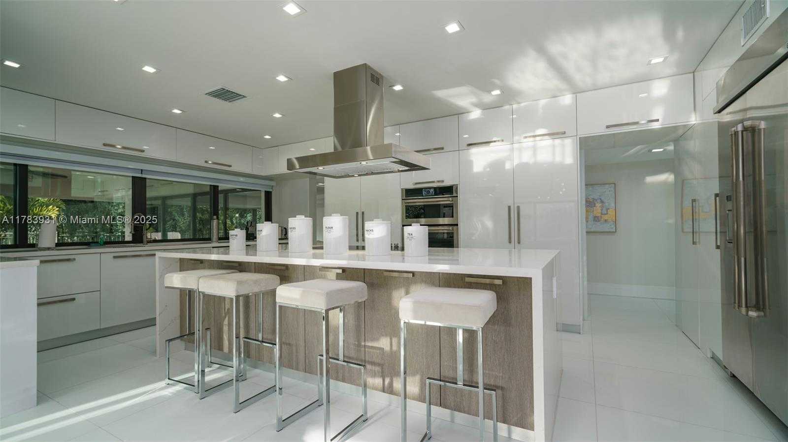 Small Image of 11861 NORTH WEST 4TH ST, Plantation Number 53