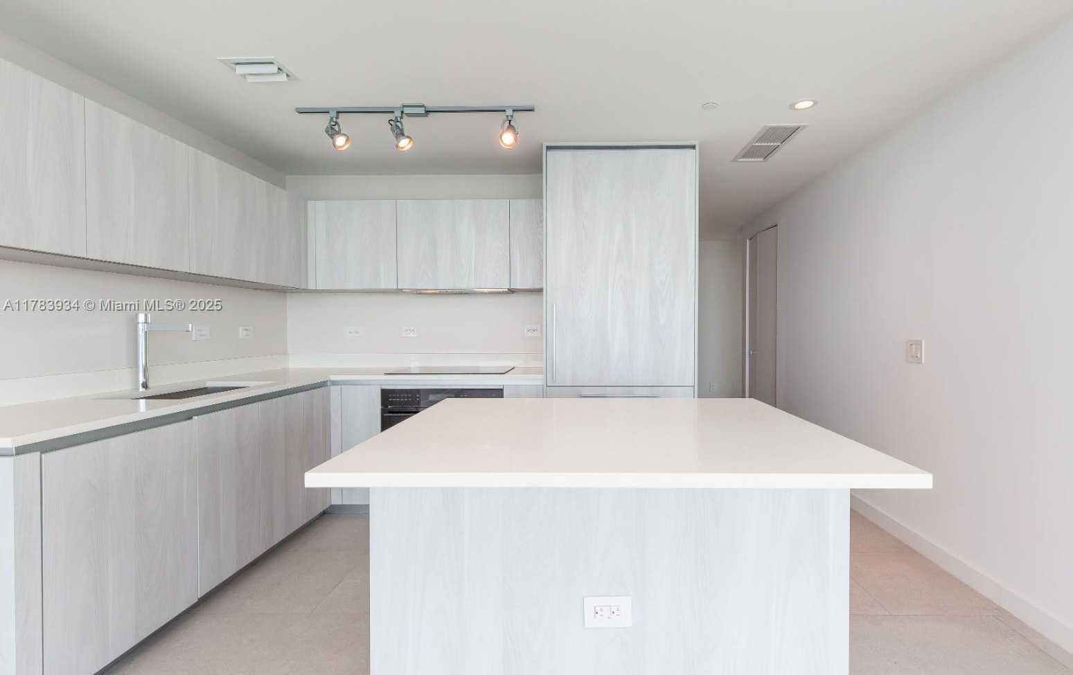 Small Image of 3131 NORTH EAST 7TH AVE #1406, Miami Number 4
