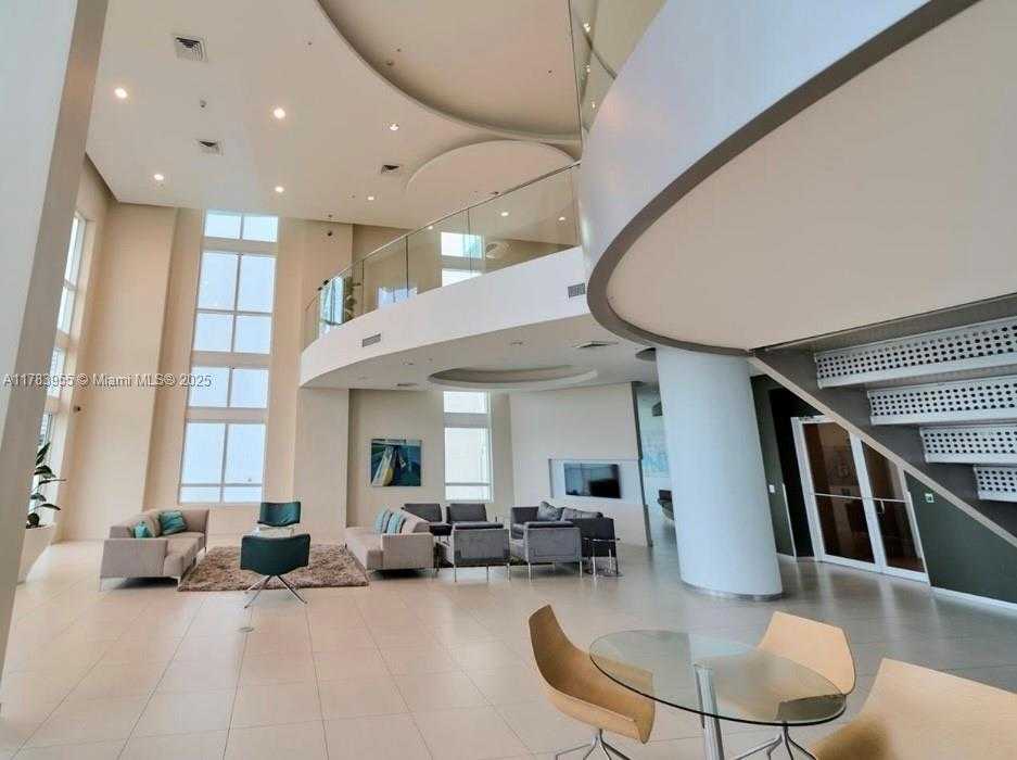 Small Image of 1900 N BAYSHORE DR #2403, Miami Number 28