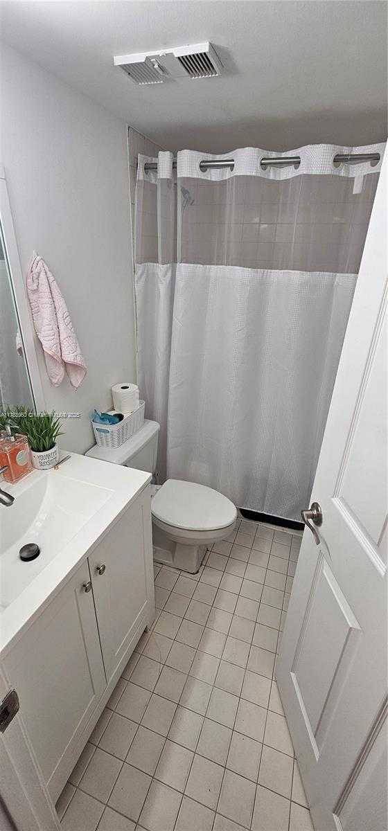 Small Image of 800 NORTH MIAMI AVE #E-1205, Miami Number 21