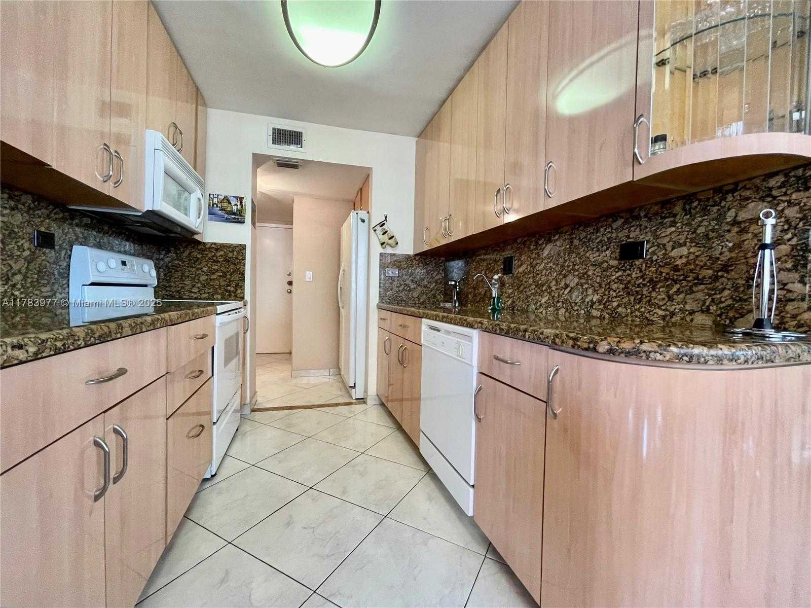 Small Image of 250 174TH ST #807, Sunny Isles Beach Number 11