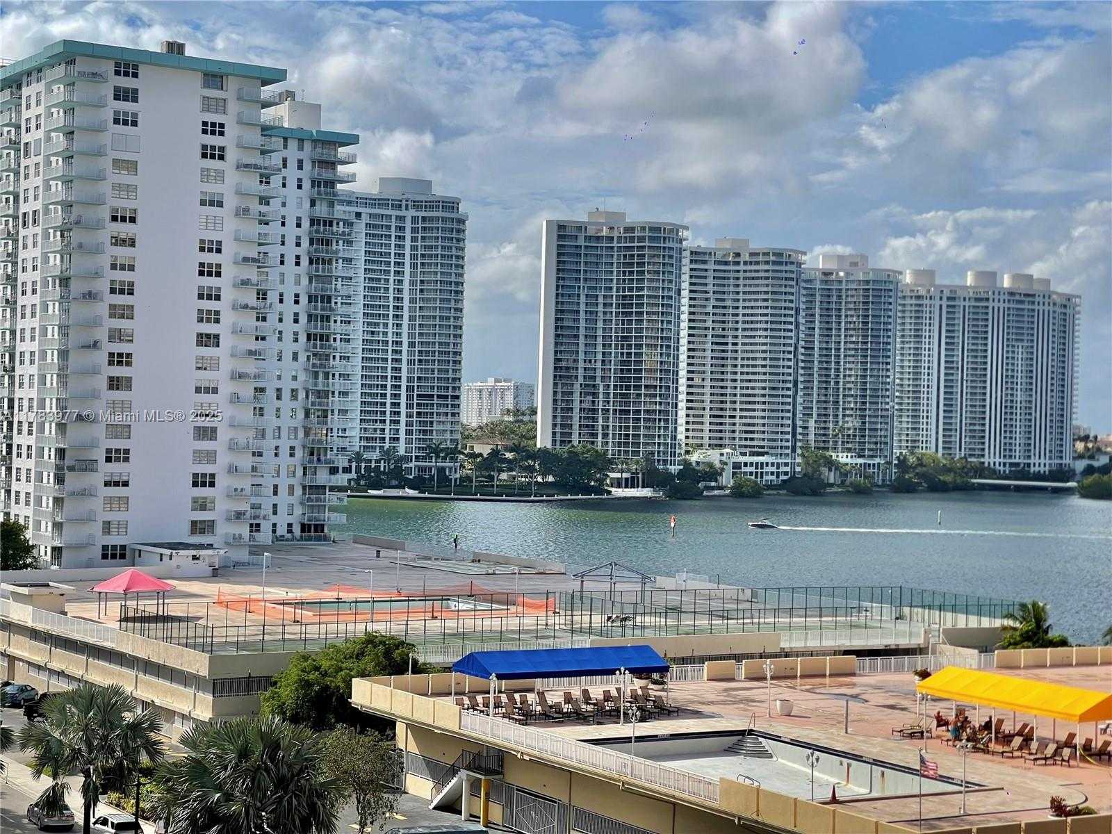 Small Image of 250 174TH ST #807, Sunny Isles Beach Number 9