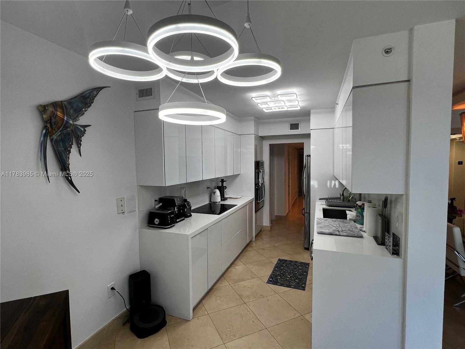Small Image of 18671 COLLINS AVE #402, Sunny Isles Beach Number 14