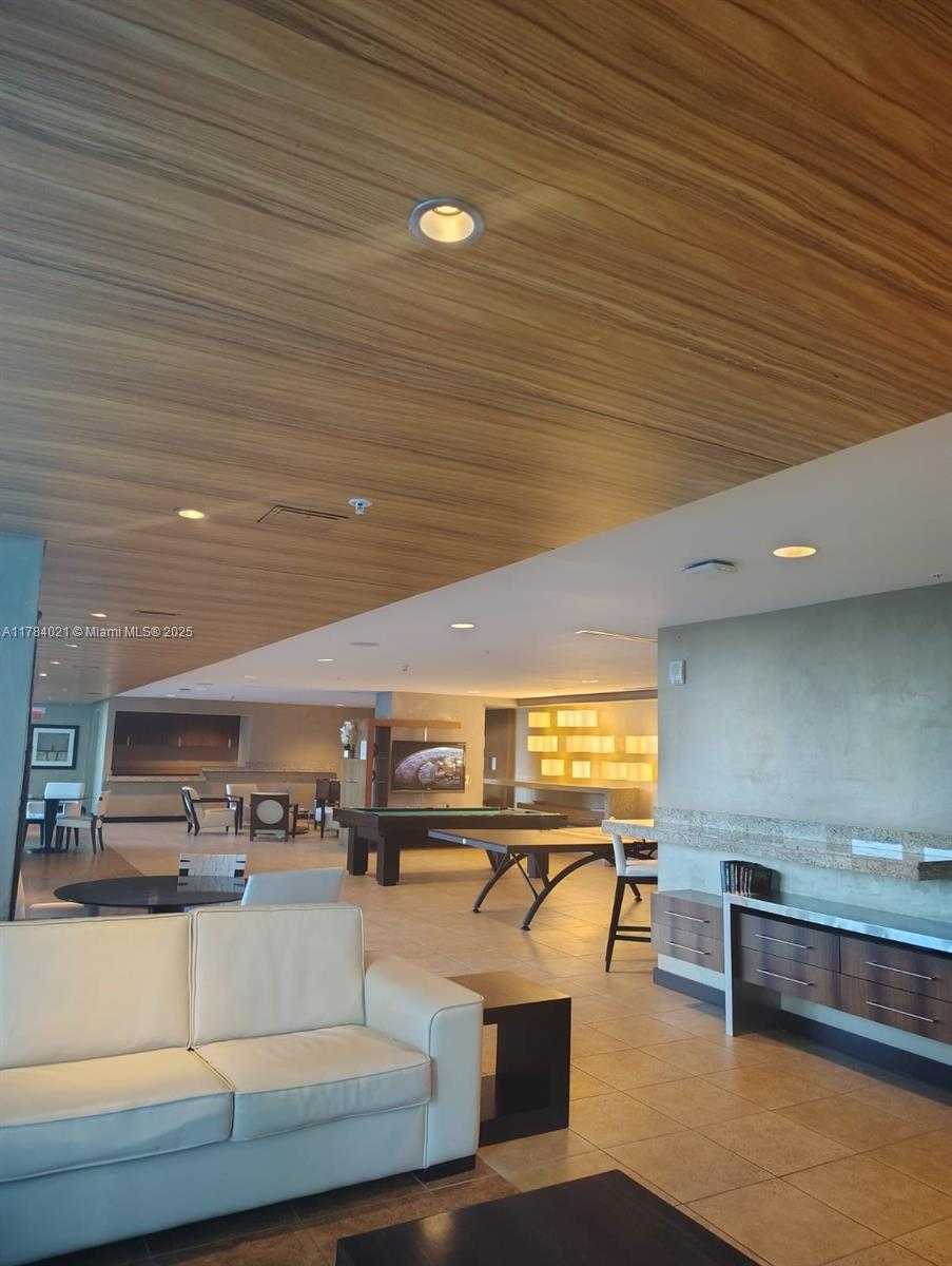 Small Image of 60 SOUTH WEST 13TH ST #1117, Miami Number 9
