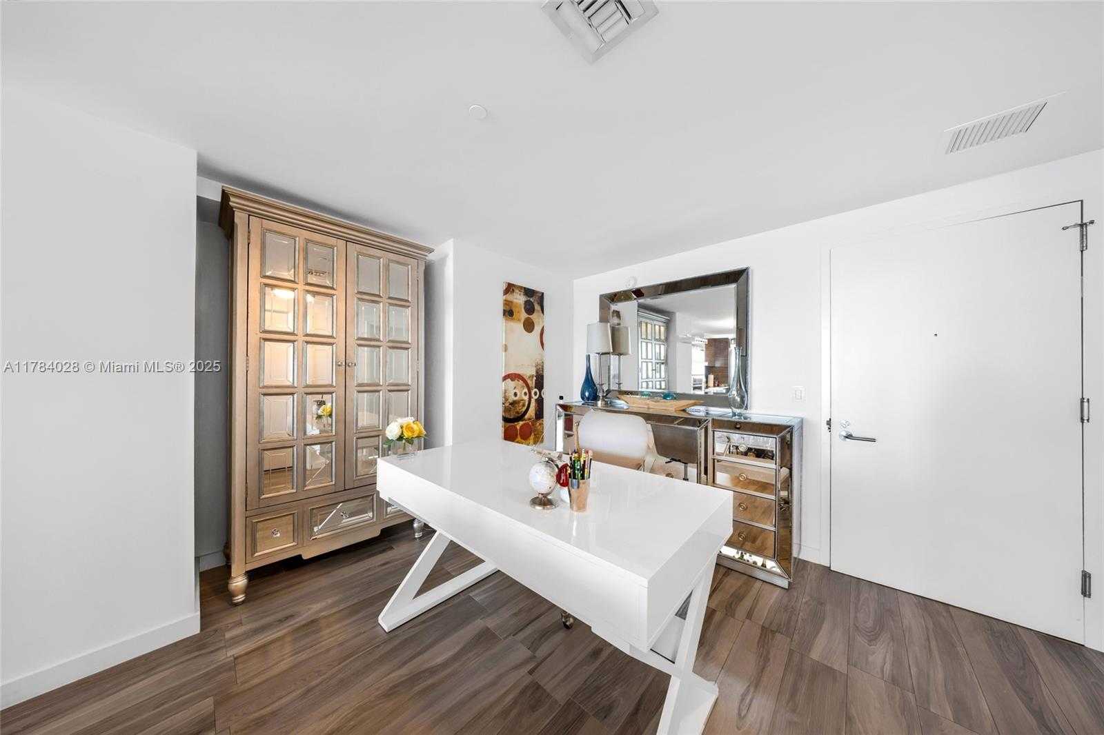 Small Image of 460 NORTH EAST 28TH ST #3905, Miami Number 12