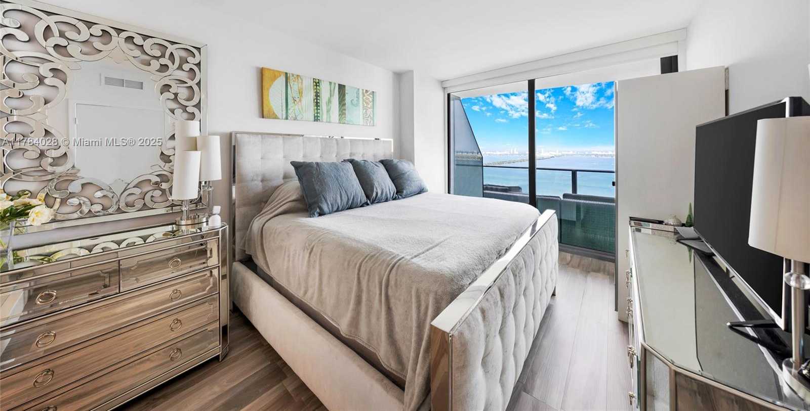 Small Image of 460 NORTH EAST 28TH ST #3905, Miami Number 14