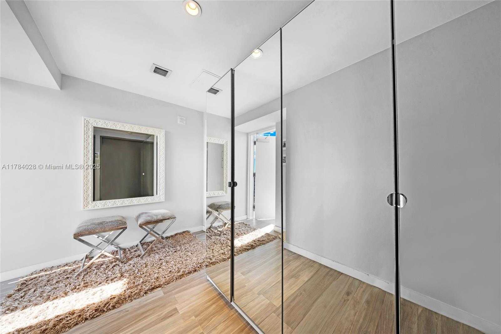 Small Image of 460 NORTH EAST 28TH ST #3905, Miami Number 32
