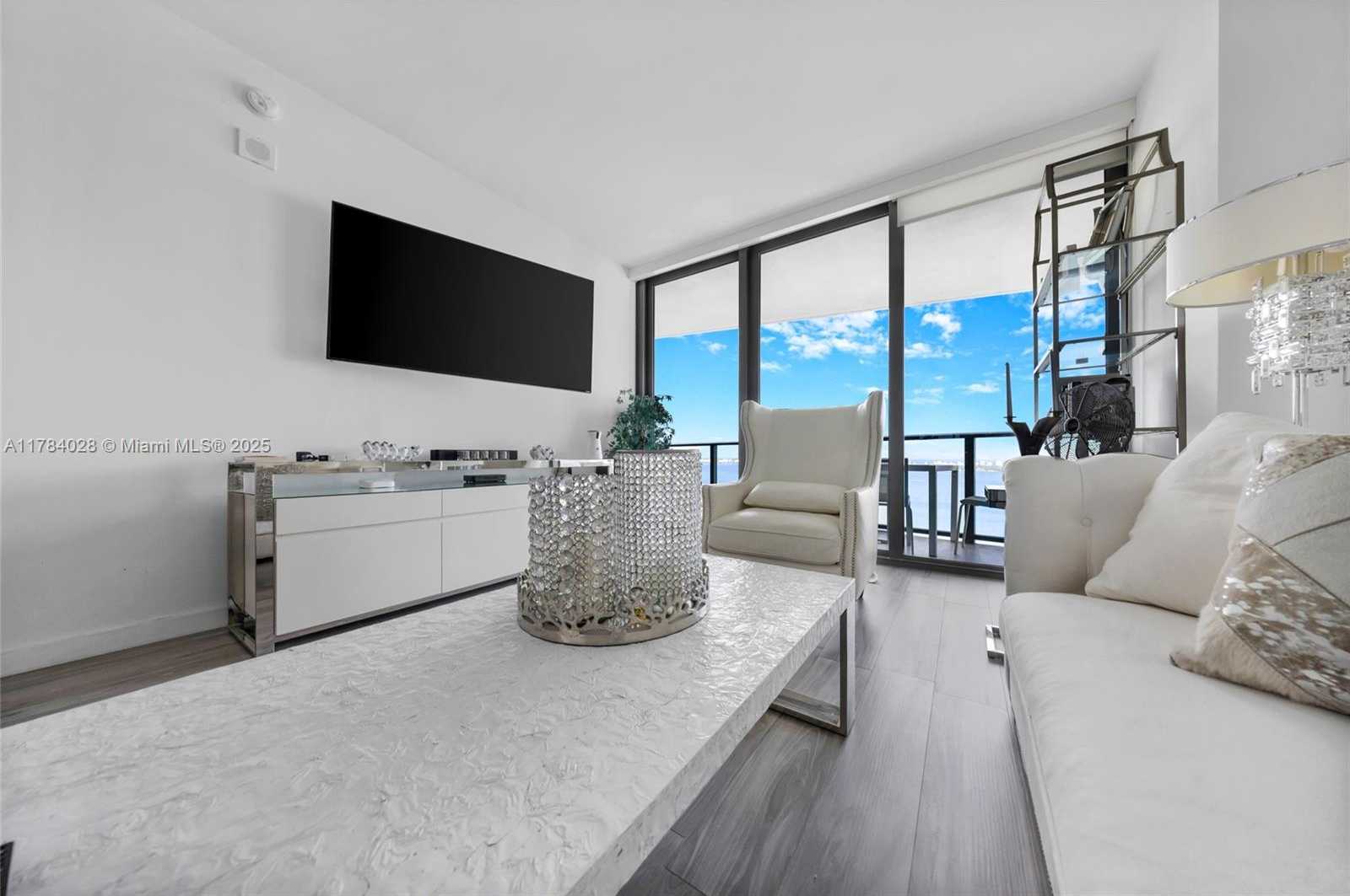 Small Image of 460 NORTH EAST 28TH ST #3905, Miami Number 4